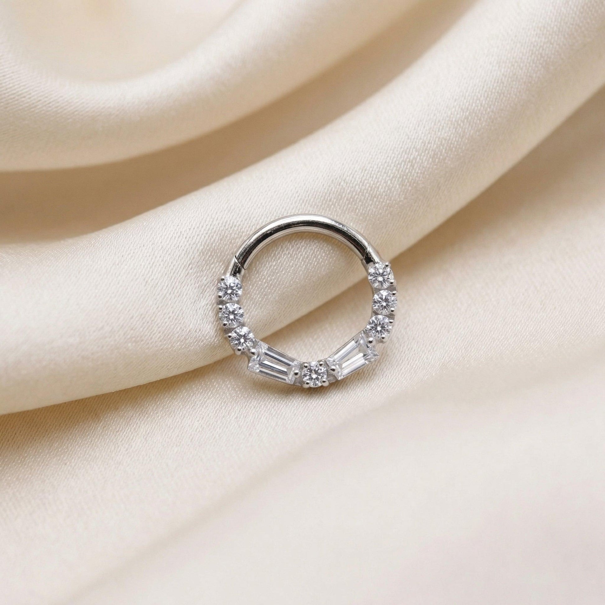 Jewelry For Daith Piercing - Silver baguette and round