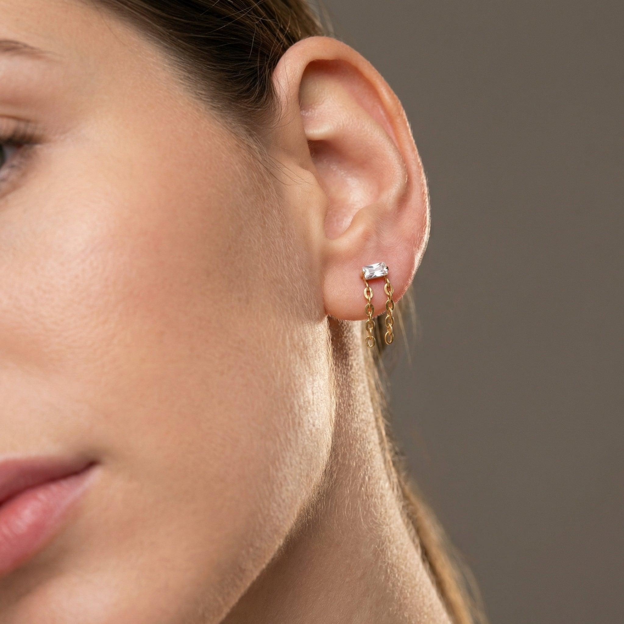 Baguette Hidden Helix Piercing - Gold titanium baguette zircon