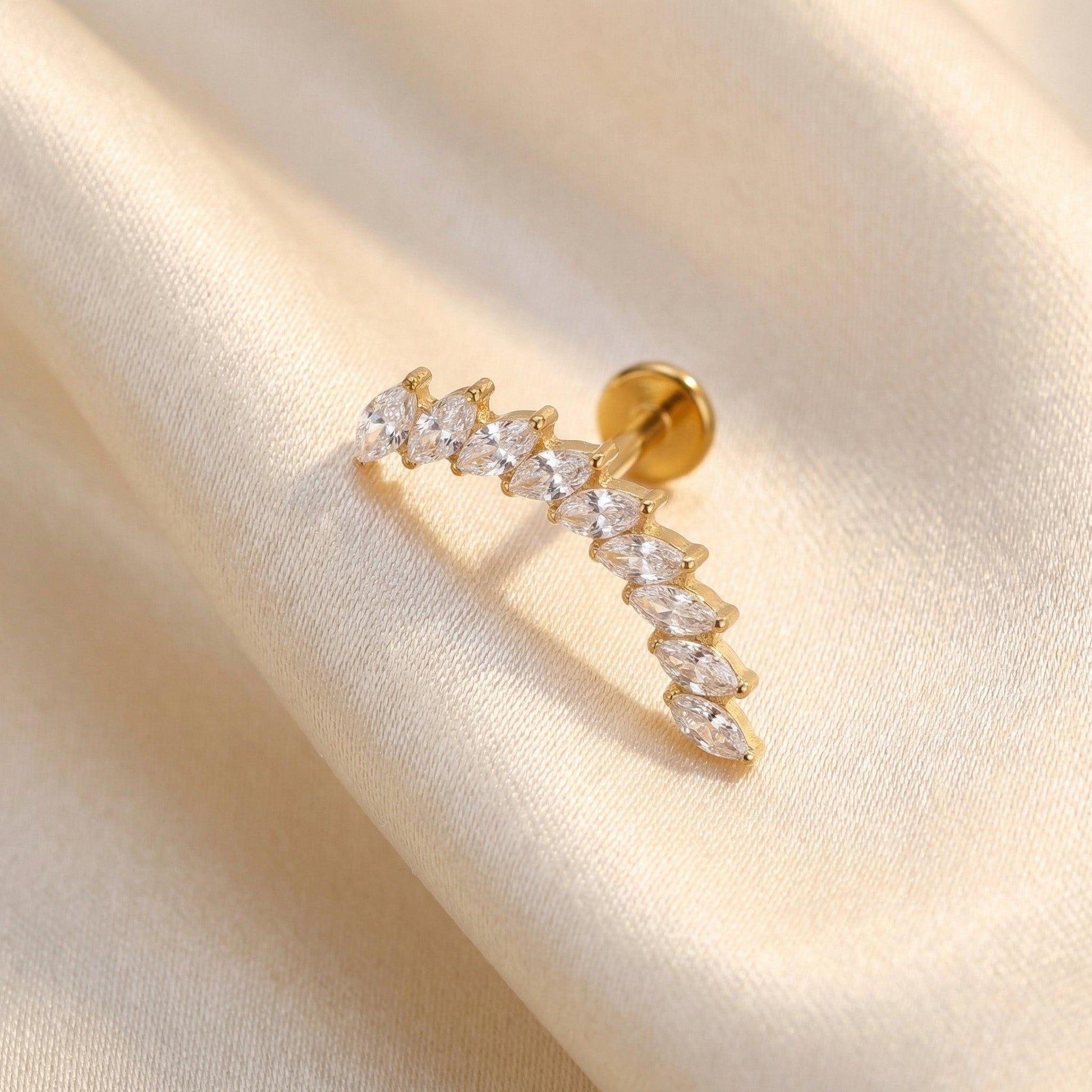 Crown Front Helix Piercing - Gold climbing leaf ear