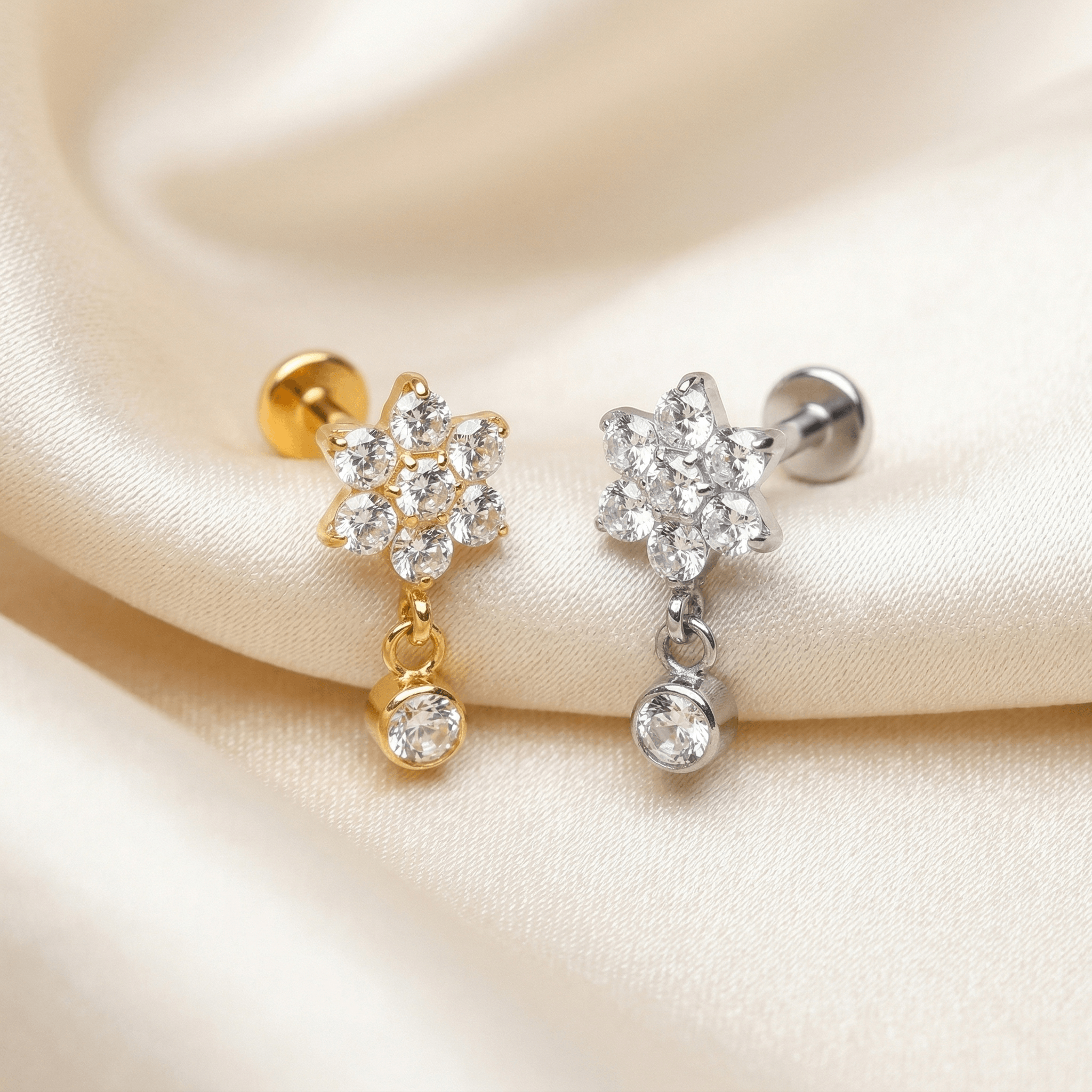 Daisy Front Helix Piercing - Gold and silver floral