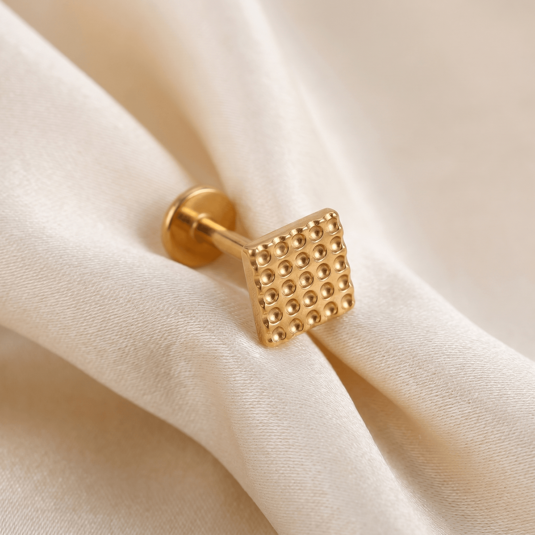 Geometric Hidden Helix Piercing - Gold geometric square titanium
