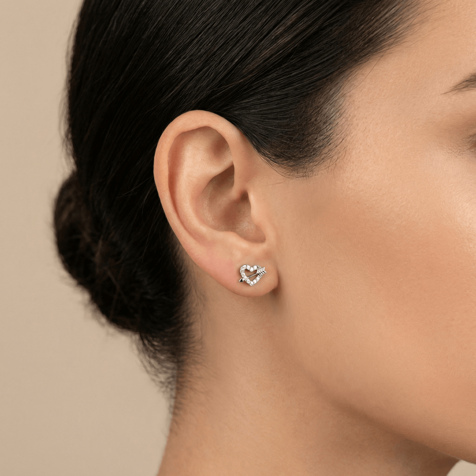 Heart Front Helix Piercing - Silver heart arrow stud