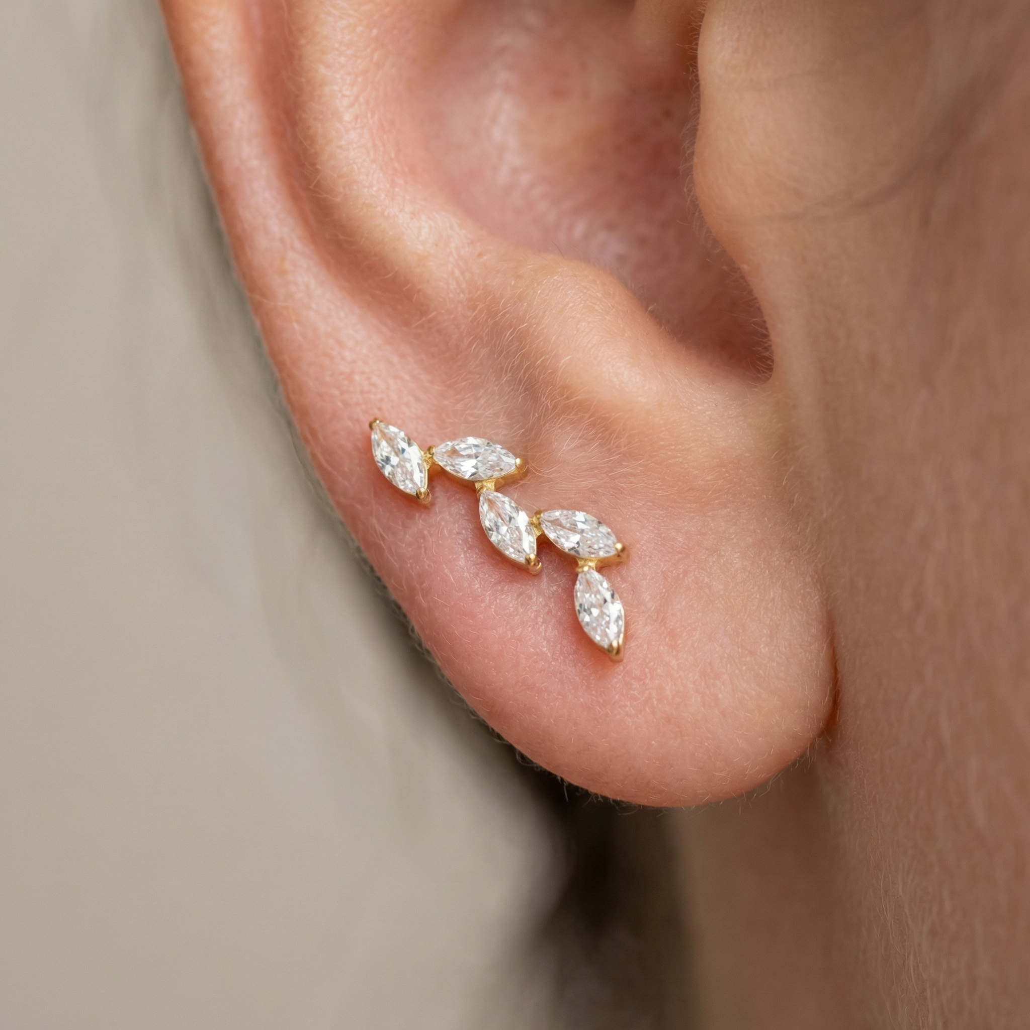 Titanium Five Marquise Zircon Labret Piercing 6mm (16G) Flat Back Cartilage Stud for Conch Lobe Medusa Tragus