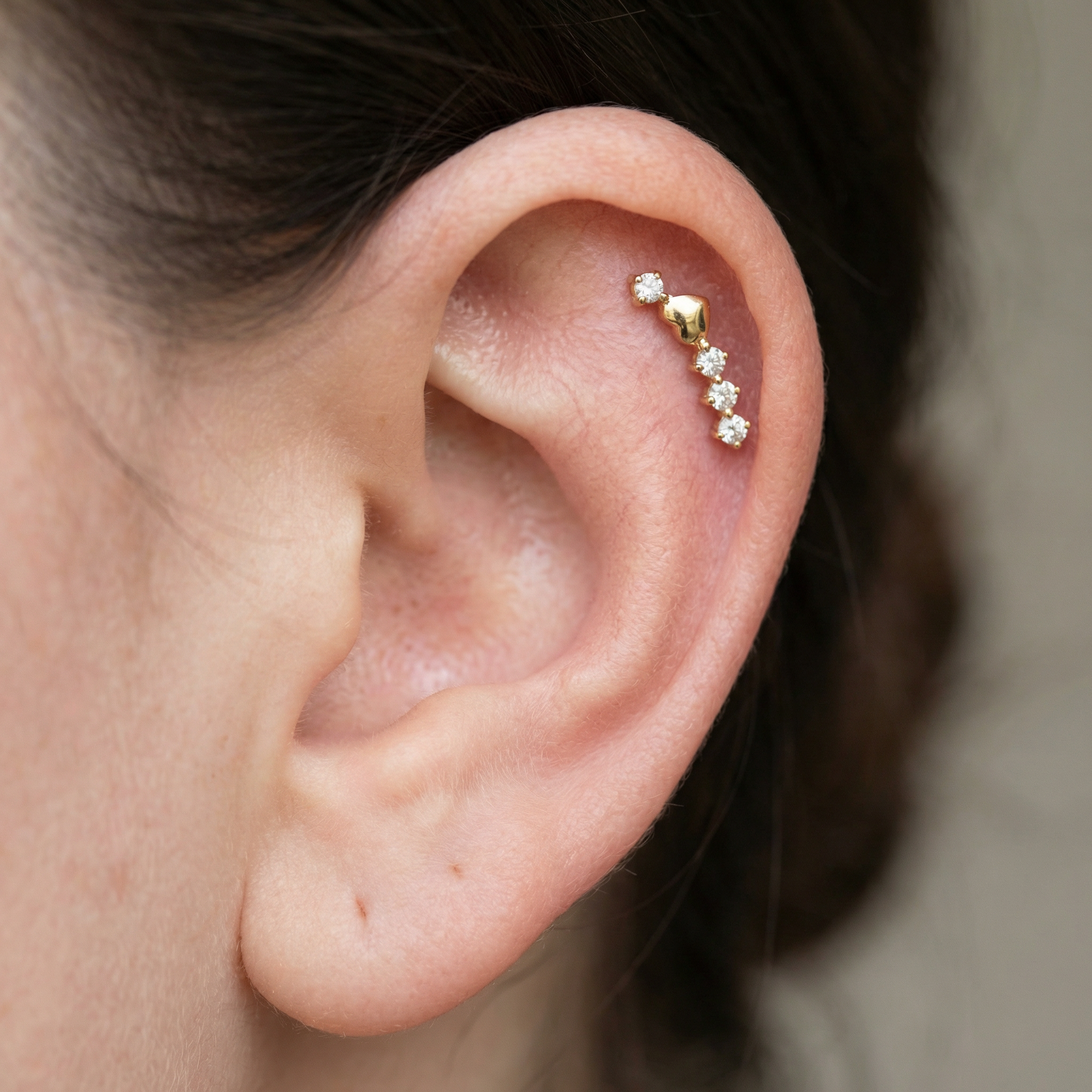 Titanium Curved Zircon Line Labret Piercing 6mm (16G) Flat Back Cartilage Stud for Conch Lobe Medusa Tragus