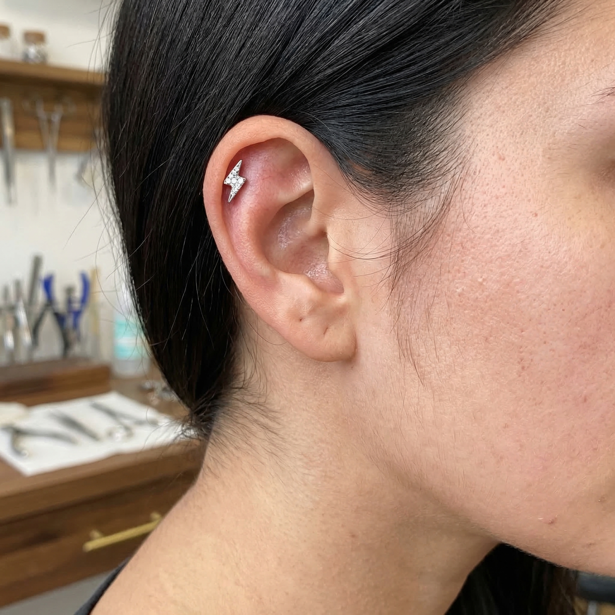 Lightning CZ Titanium Labret Stud 16G Flat Back Helix Tragus Cartilage Piercing