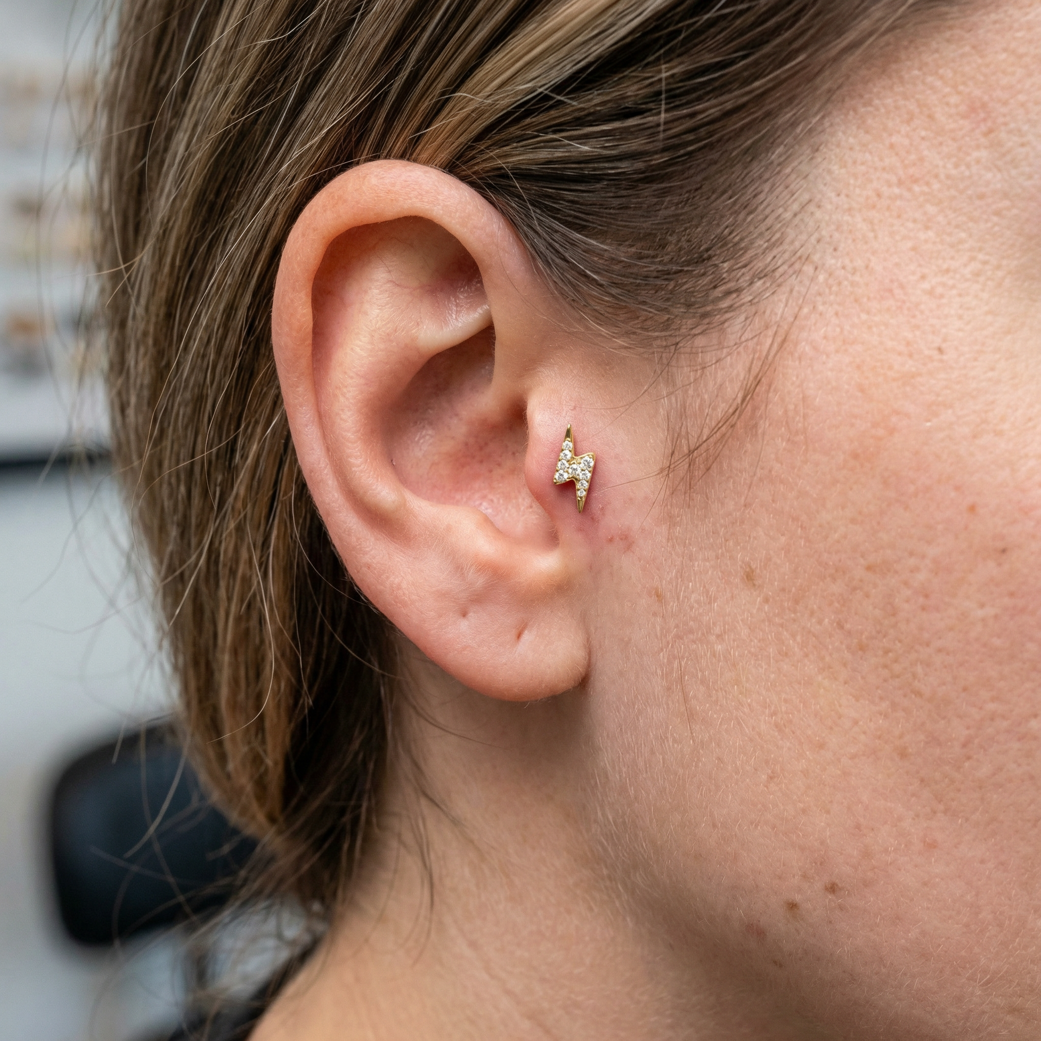 Lightning CZ Titanium Labret Stud 16G Flat Back Helix Tragus Cartilage Piercing