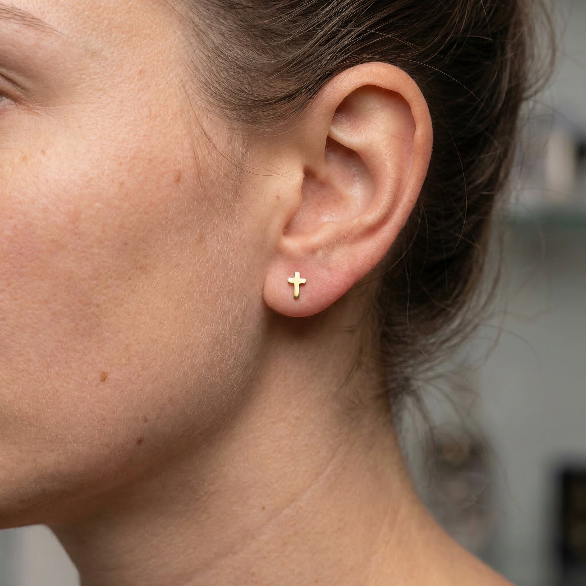 Mini Cross Titanium Labret Stud 16G Flat Back Helix Tragus Cartilage Piercing