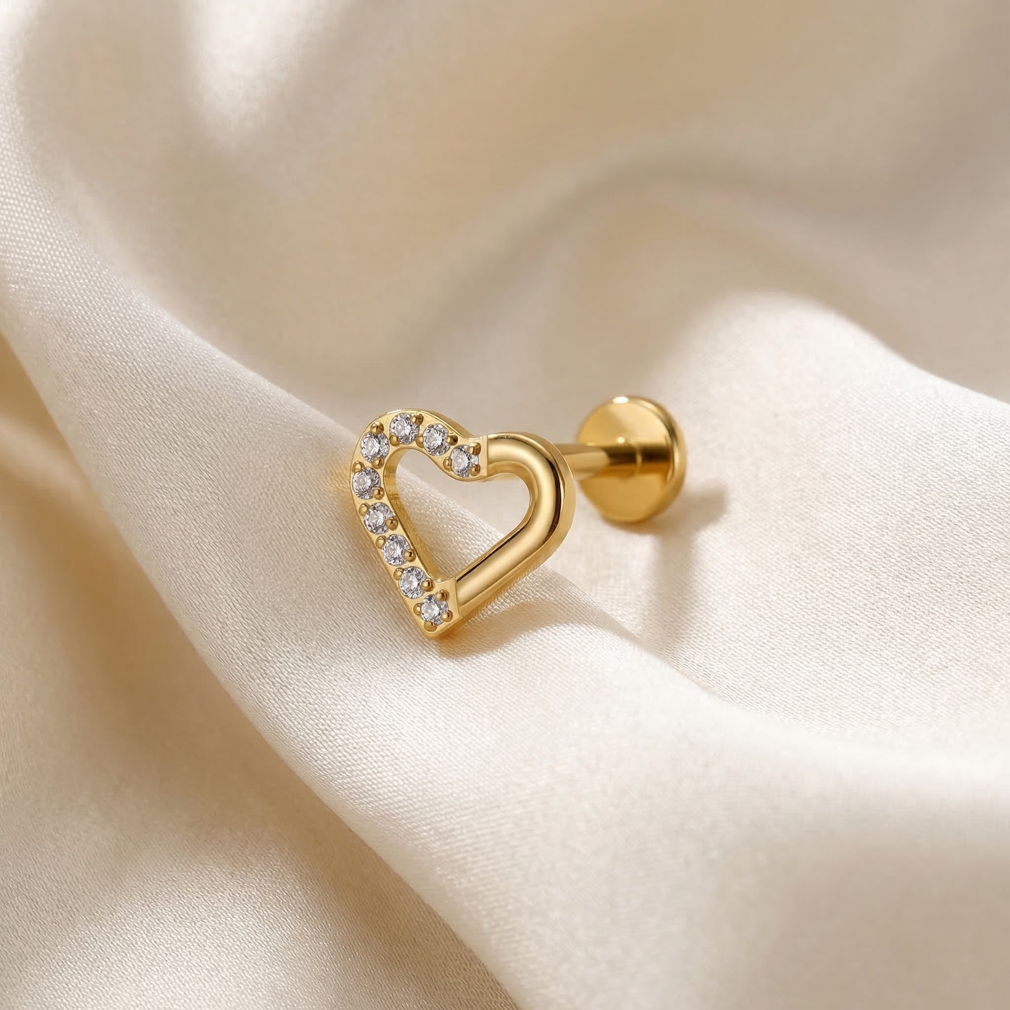 Heart Zircon Titanium Labret Piercing, Minimal Heart Cartilage Stud, Helix Tragus Flat Back Piercing, Cute Ear Jewelry