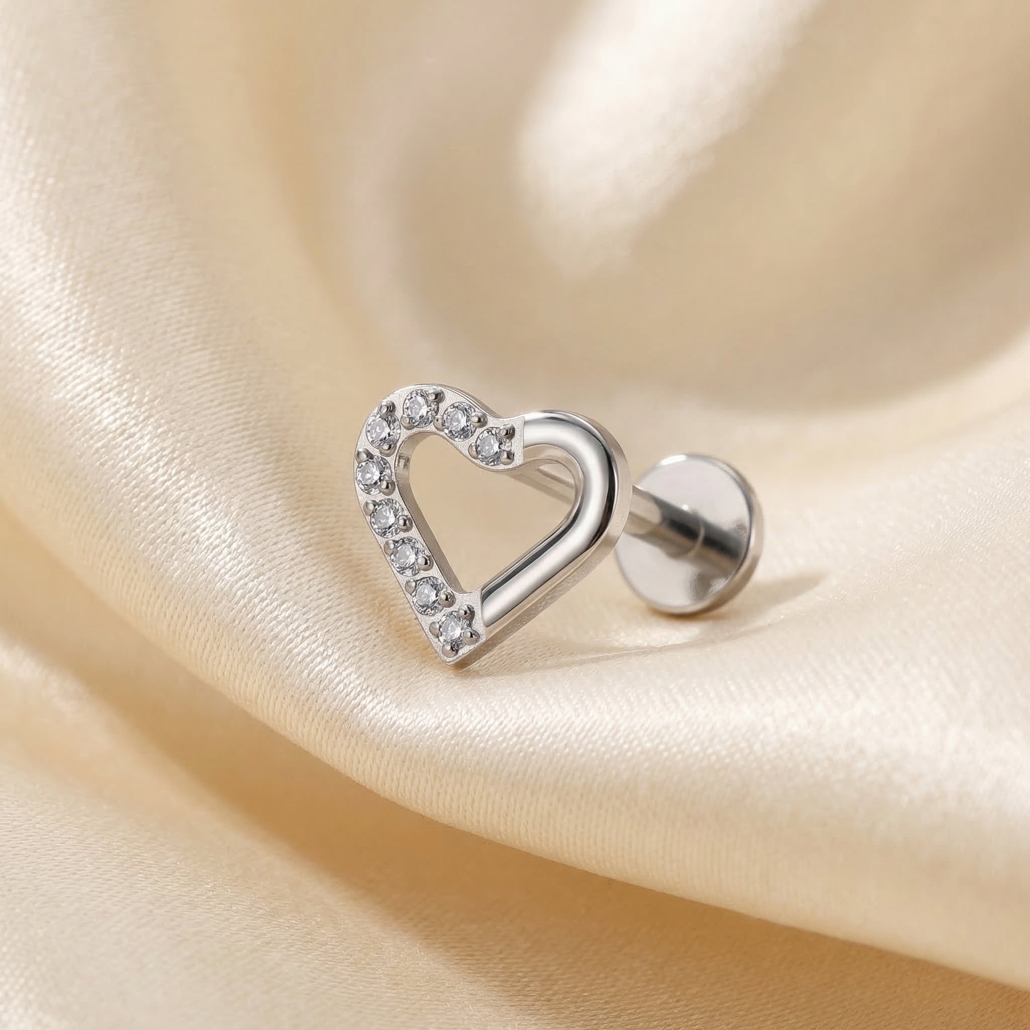 Heart Zircon Titanium Labret Piercing, Minimal Heart Cartilage Stud, Helix Tragus Flat Back Piercing, Cute Ear Jewelry