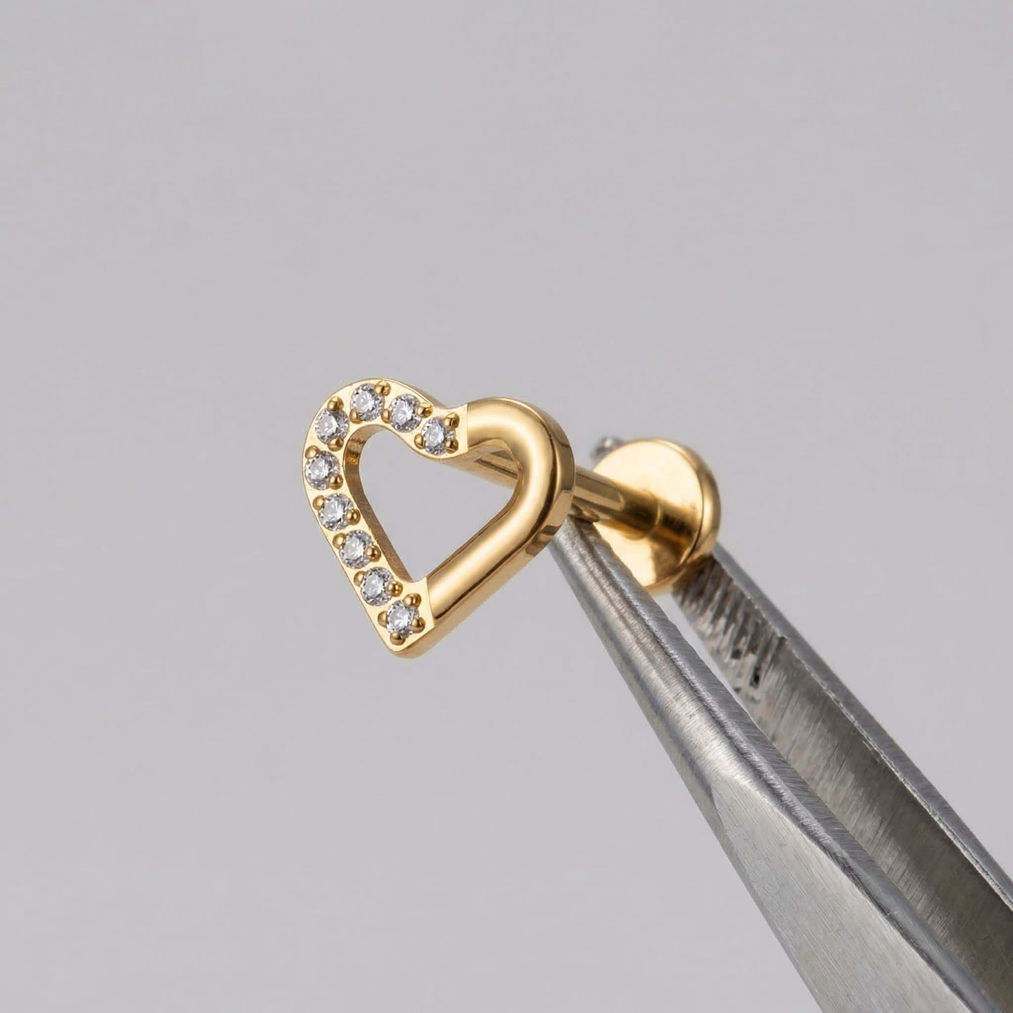Heart Zircon Titanium Labret Piercing, Minimal Heart Cartilage Stud, Helix Tragus Flat Back Piercing, Cute Ear Jewelry
