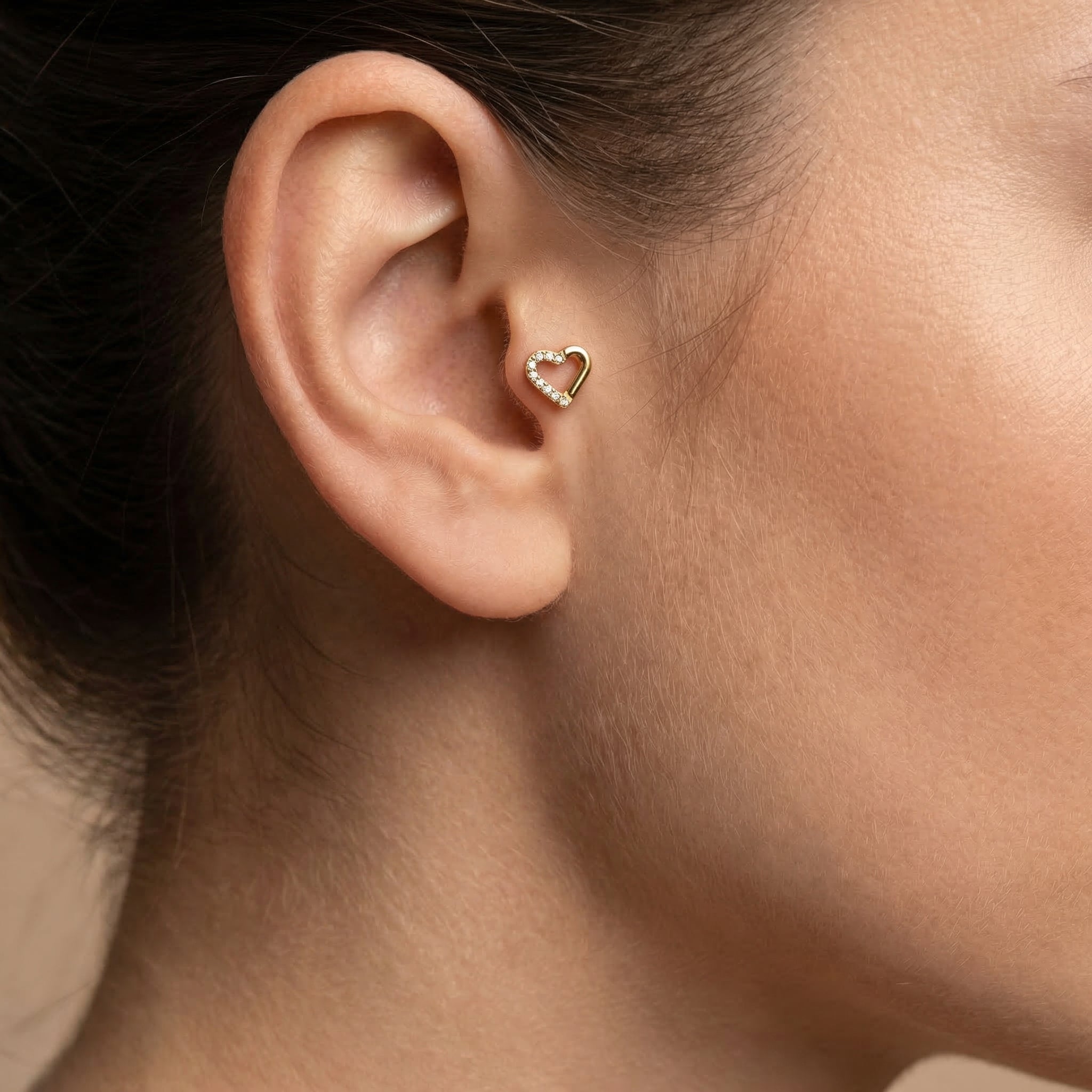 Heart Zircon Titanium Labret Piercing, Minimal Heart Cartilage Stud, Helix Tragus Flat Back Piercing, Cute Ear Jewelry