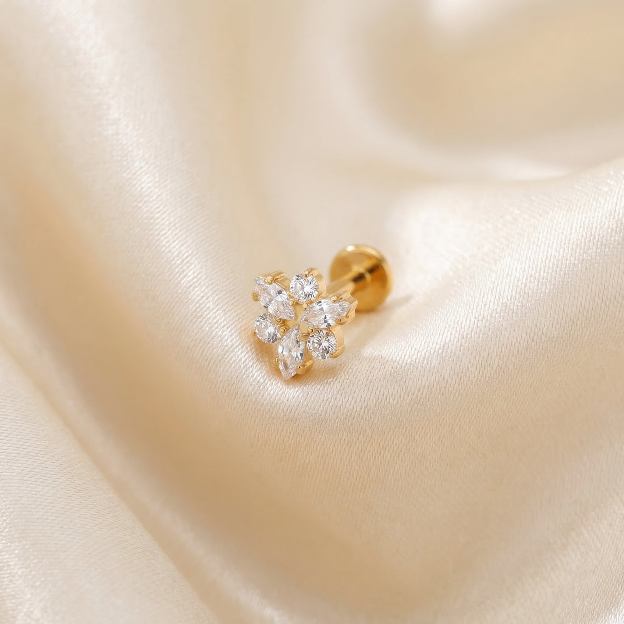 Snowflake Zircon Titanium Labret Piercing 16G Flat Back Stud Helix Tragus Cartilage Minimal Crystal Piercing