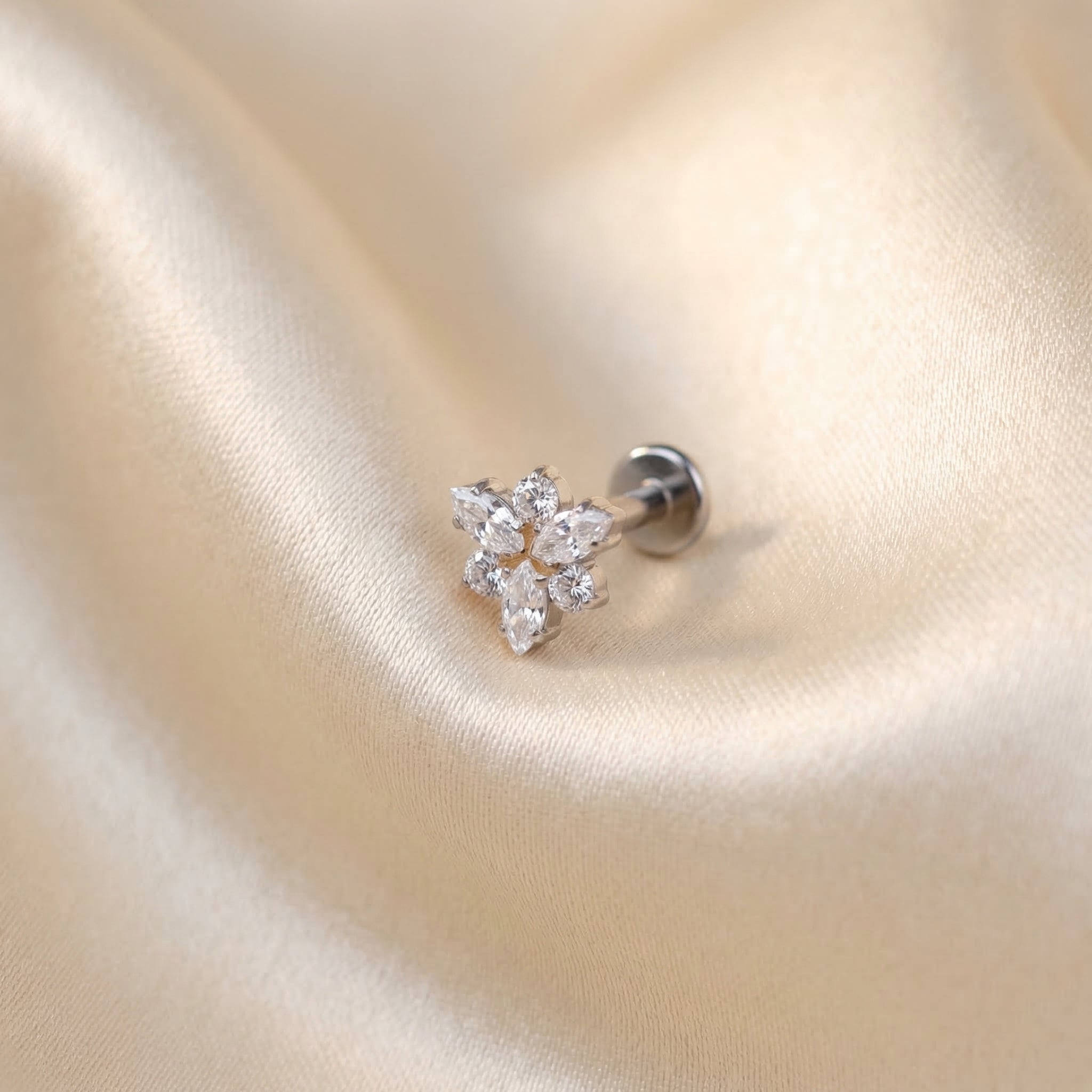 Snowflake Zircon Titanium Labret Piercing 16G Flat Back Stud Helix Tragus Cartilage Minimal Crystal Piercing