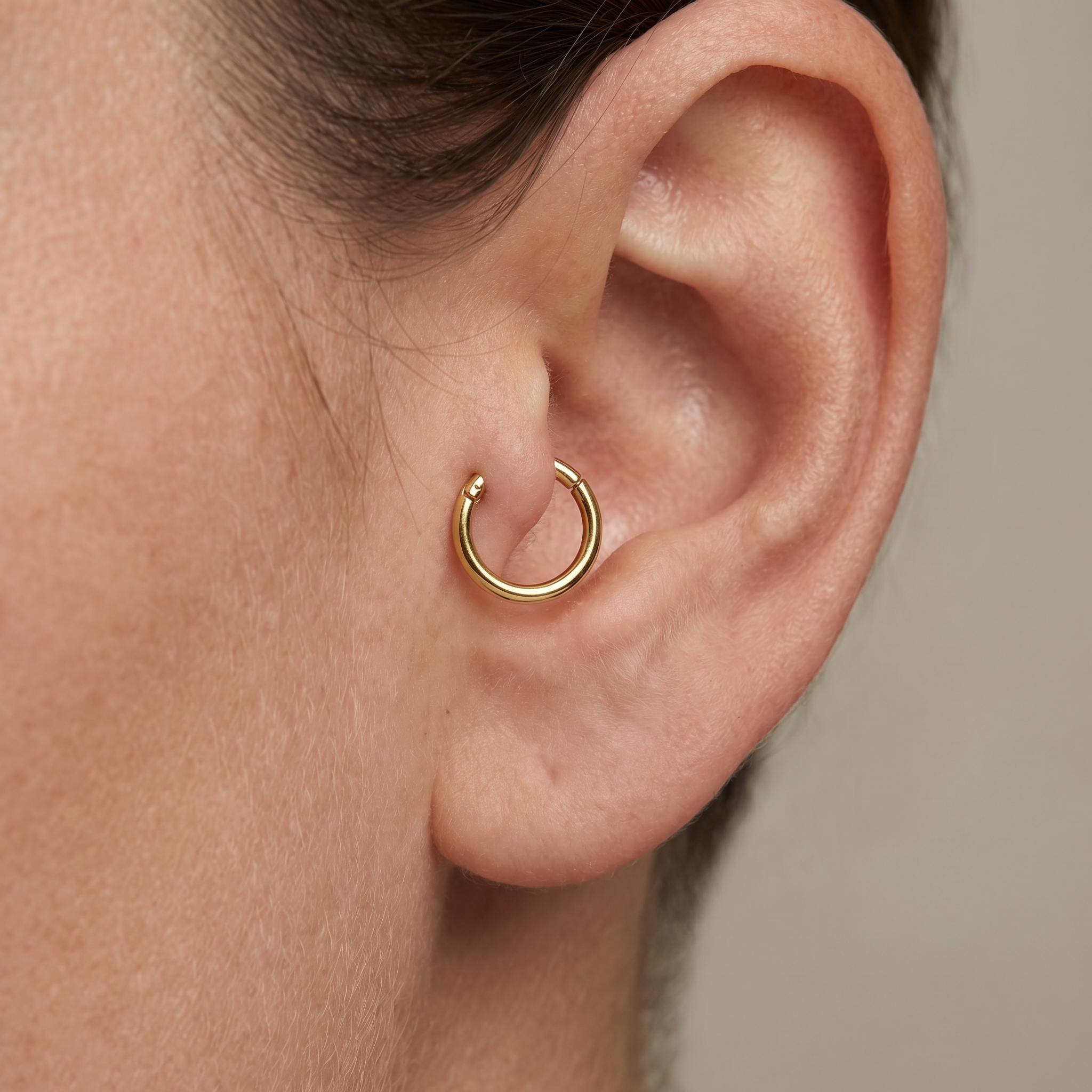 Silver minimalist plain clicker stud — tragus jewelry placement