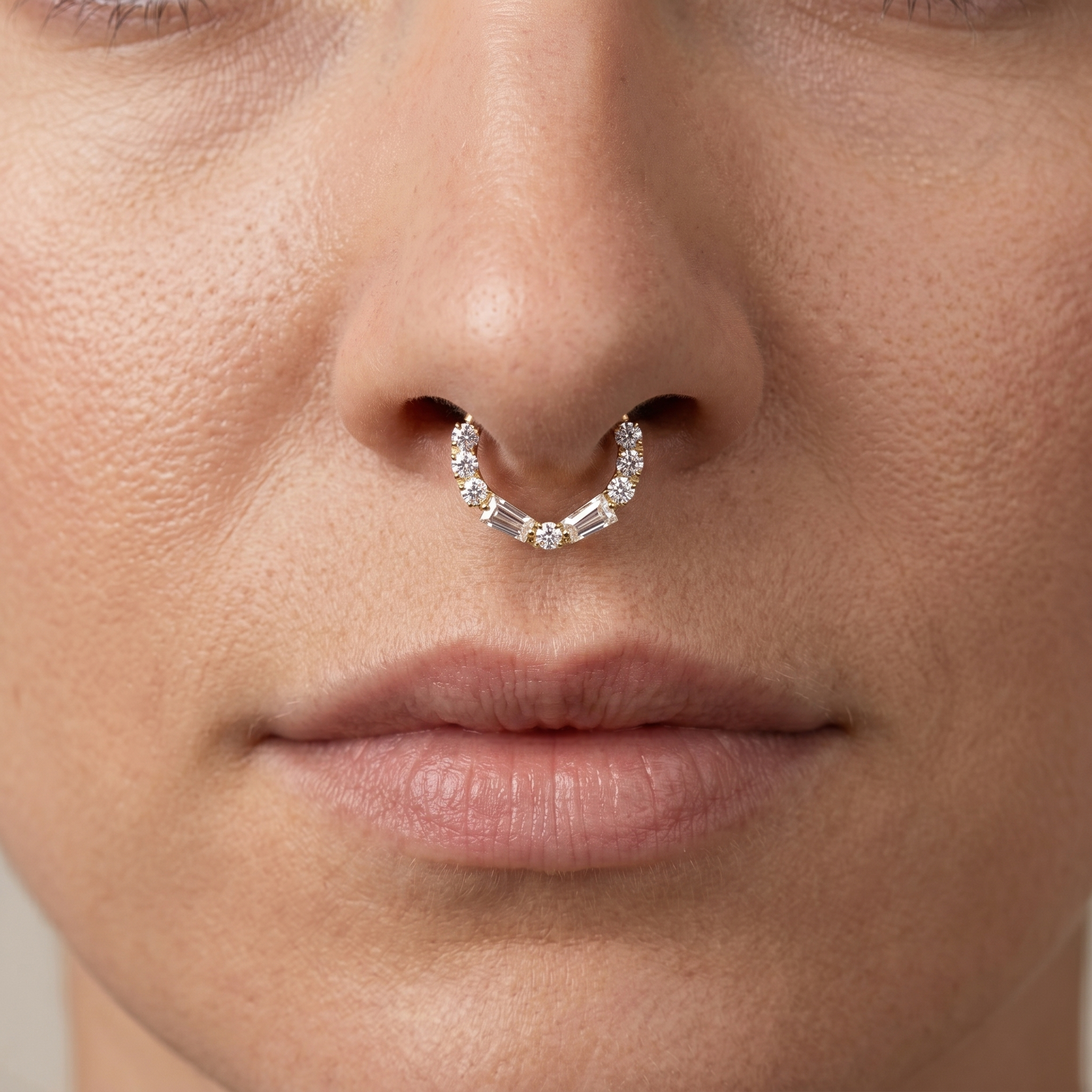 Gold baguette round zircon stud — small septum placement
