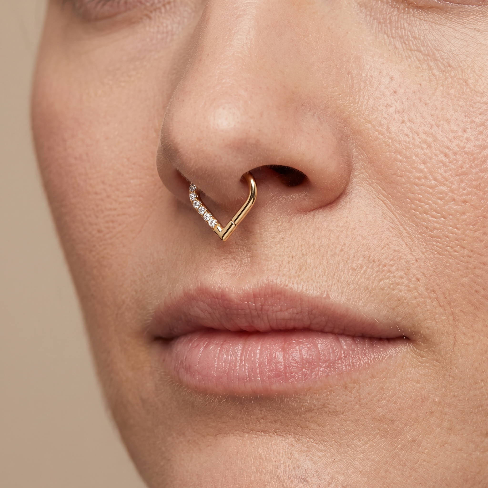 Gold romantic heart zircon stud — small septum placement