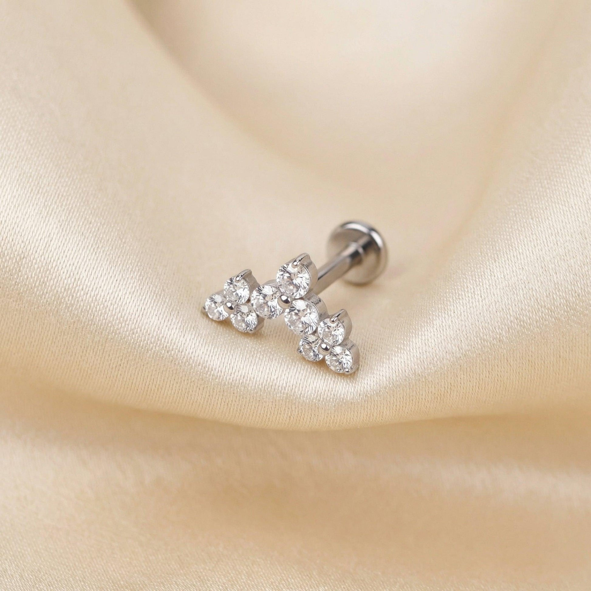 Triple Helix Cartilage Piercing - Silver elegant cluster zircon