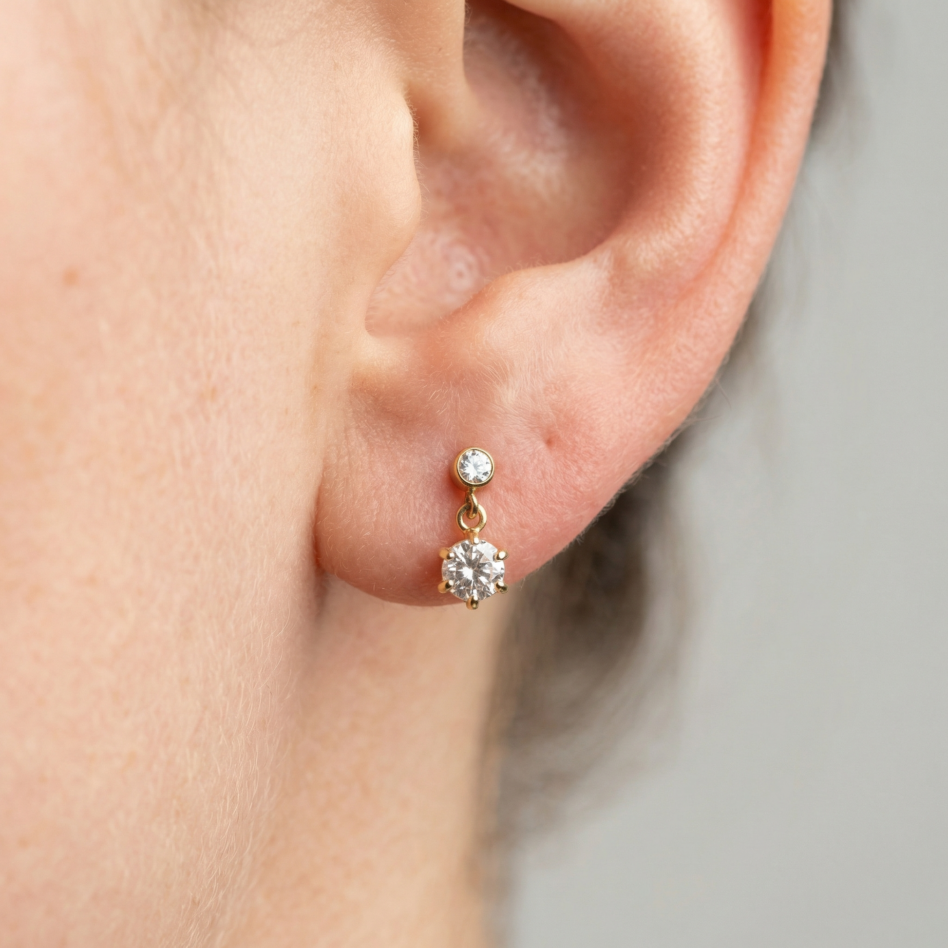 Zircon Hidden Helix Piercing - Gold zircon dangle jewelry
