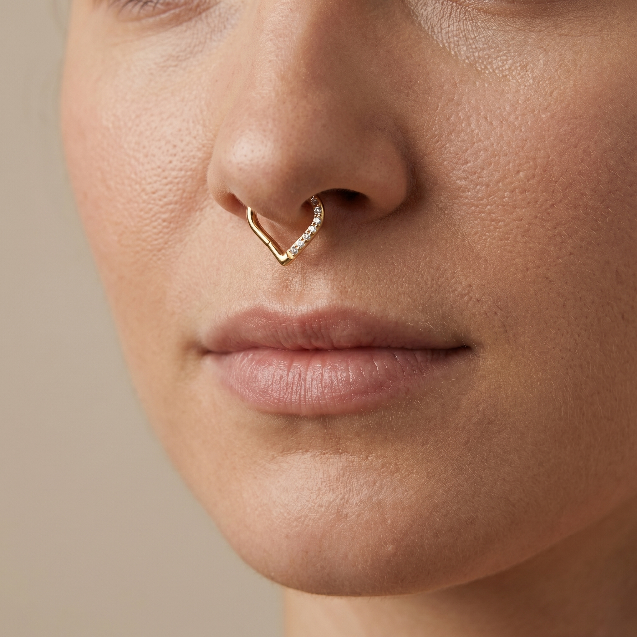 G23 Titanium Piercing - zircon heart shaped stud piece, gift-ready
